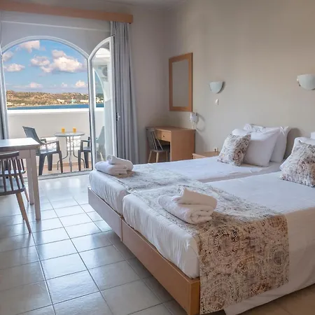 Miva Sea View דירה
